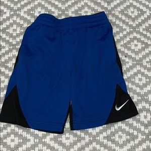 Basketball shorts